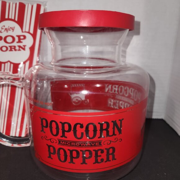 Glass Microwave Popcorn Popper by Sharper Image with Package of Paper Bags - Picture 3 of 5